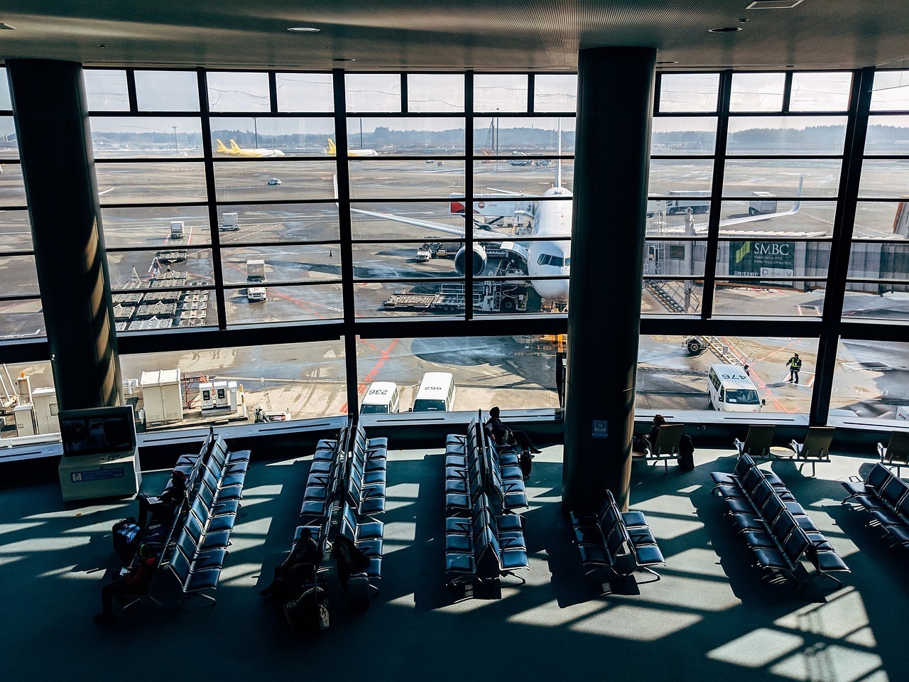 24/7 Reliable Airport Transfers 24/7 transfer