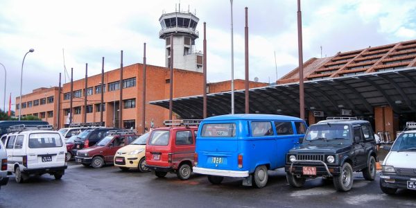 Diverse Airport Fleet Options Airport pickup