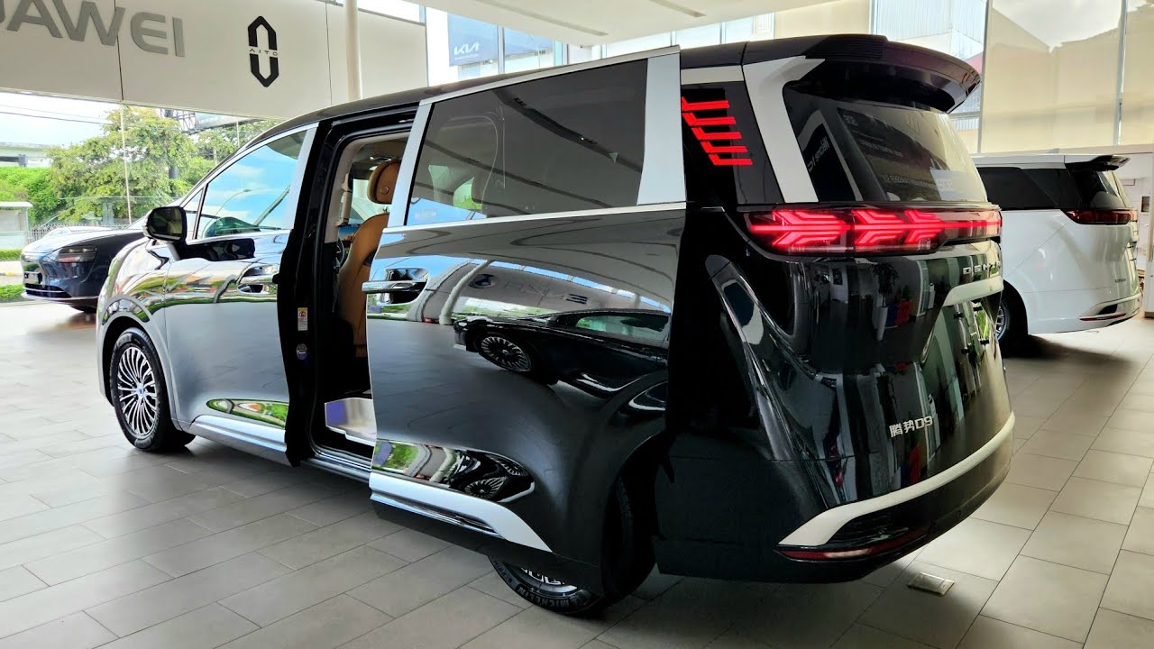 Reliable Long Distance Fleet Minicab fleet