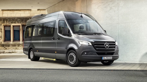 Long Distance Minibus Hire Minibus for group